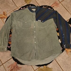 🔥🔥Vintage Made In USA Western Two-Tone Button-Up Shirt🔥🔥